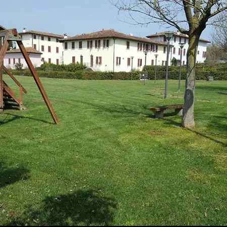 100% Design بيت للعطل