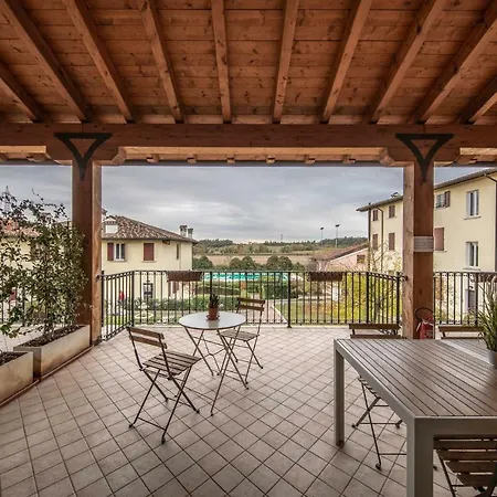 بيت للعطل 100% Design ديسينسانو ديل غاردا